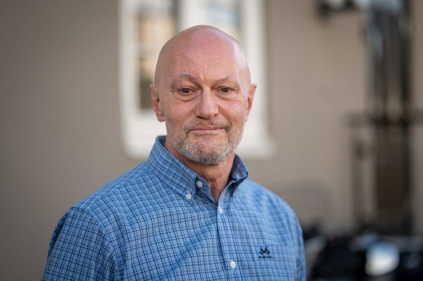 Svein-Thomas (59) har solgt familiens begravelsesbyrå: – Til det beste
